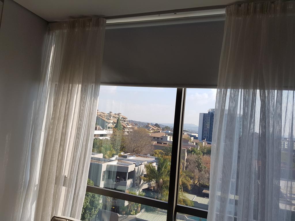 615 Sandton Skye Johannesburg Exterior foto